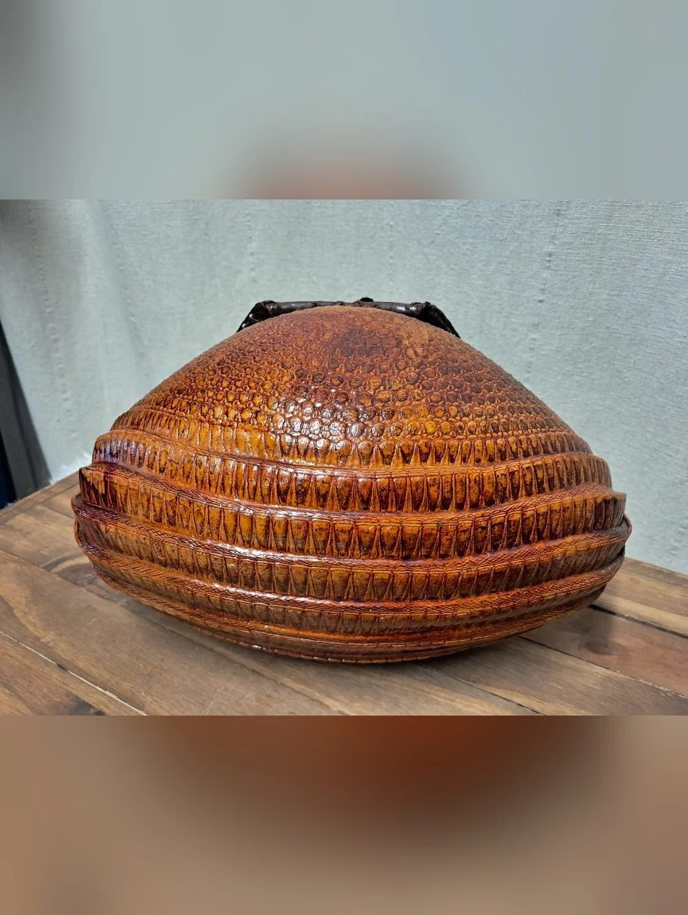 Vintage 1930's Armadillo Textured Leather Claw Accent Handbag - Picture 6 of 7